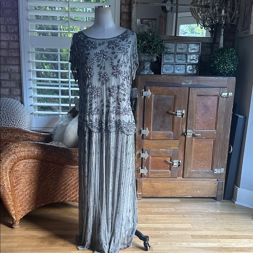 PISARRO NIGHTS EMBELLISHED DRESS 12 NEW SPECIAL OCCASION PARTY